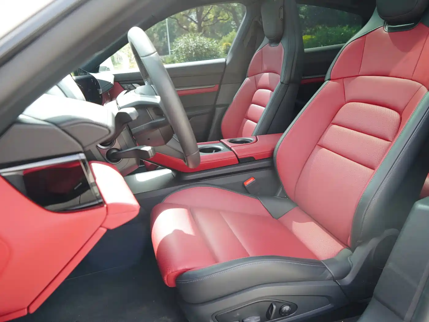 Porsche Taycan 2025 2024 Taycan 4