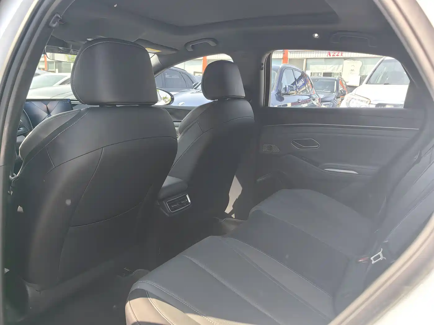 BYD Qin L 2025 DM-i Smart Drive Edition 120KM Surpassing фото 5