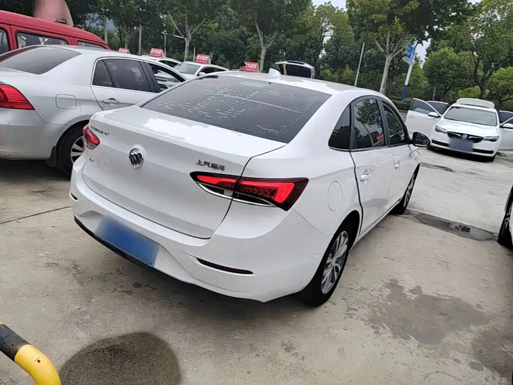 Фото 7 - Buick Excelle