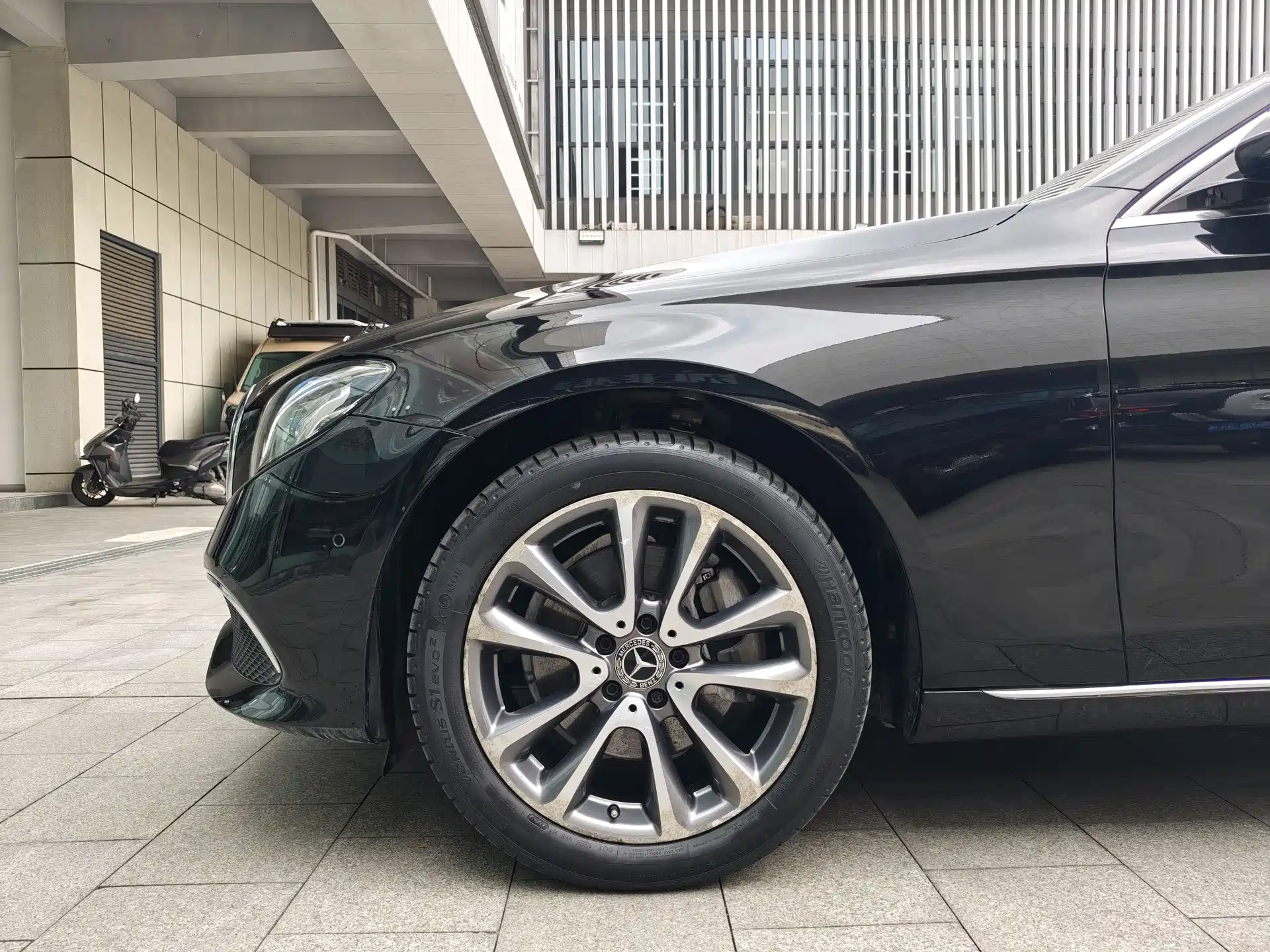 Фото 8 - Mercedes-Benz E-Class