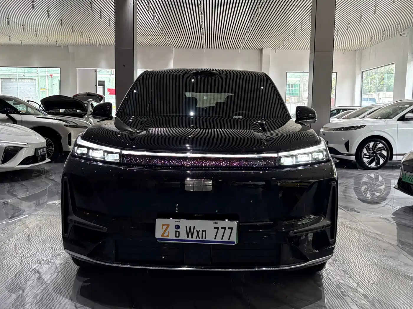 Geely Galaxy Galaxy M9 2025 2025 Base Model