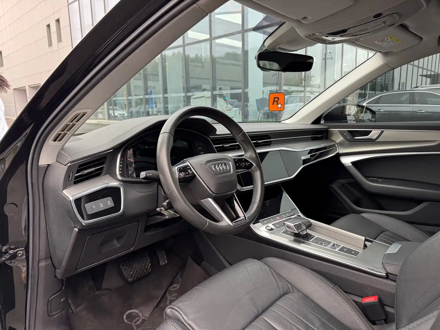 Audi A6L 2021 40 TFSI Luxury Elegance фото 4