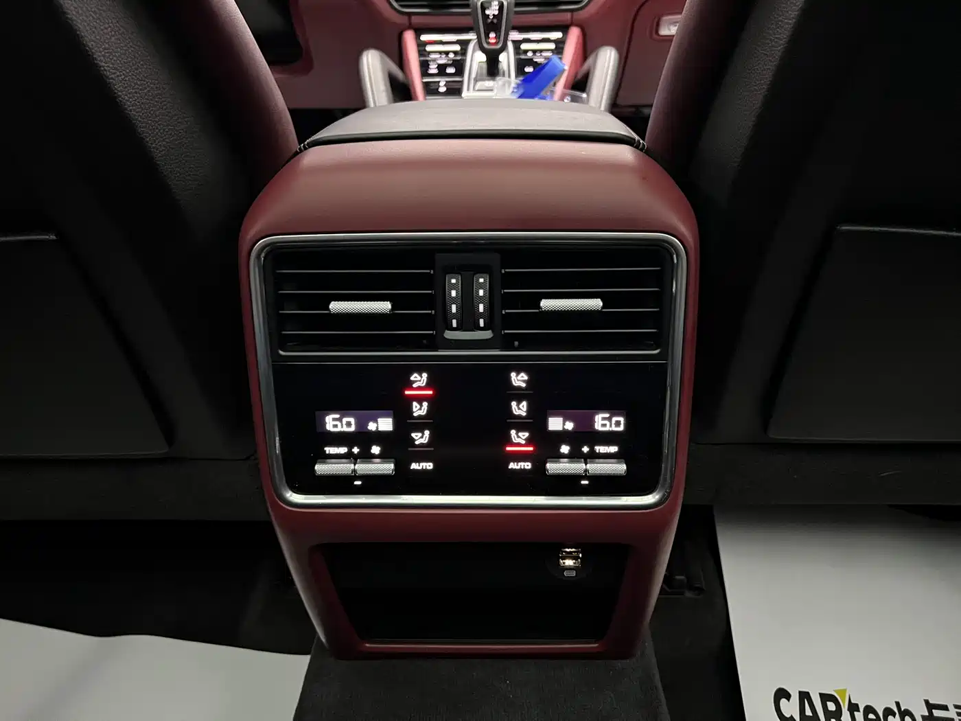 Porsche Cayenne 2019 Cayenne 3.0T фото 12