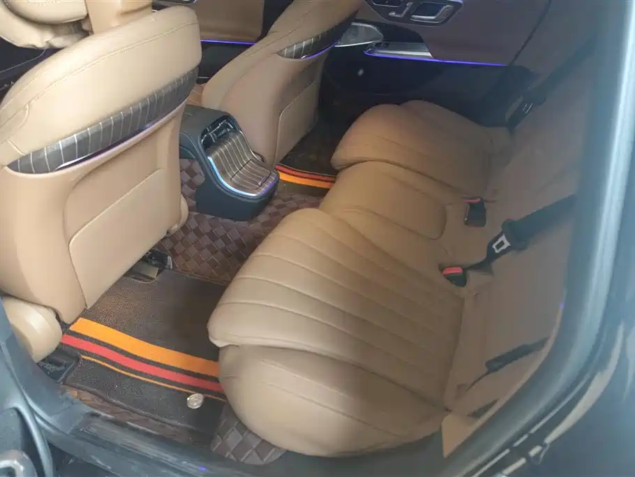 Mercedes-Benz E-Class 2024 Model E 300 L Luxury фото 11