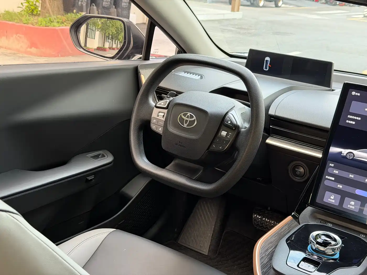 Toyota bZ3 2023 517km Elite PRO фото 13