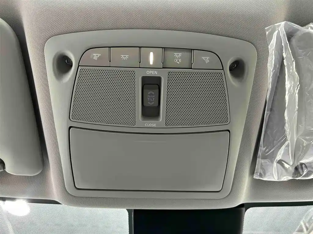 NISSAN QIJUN