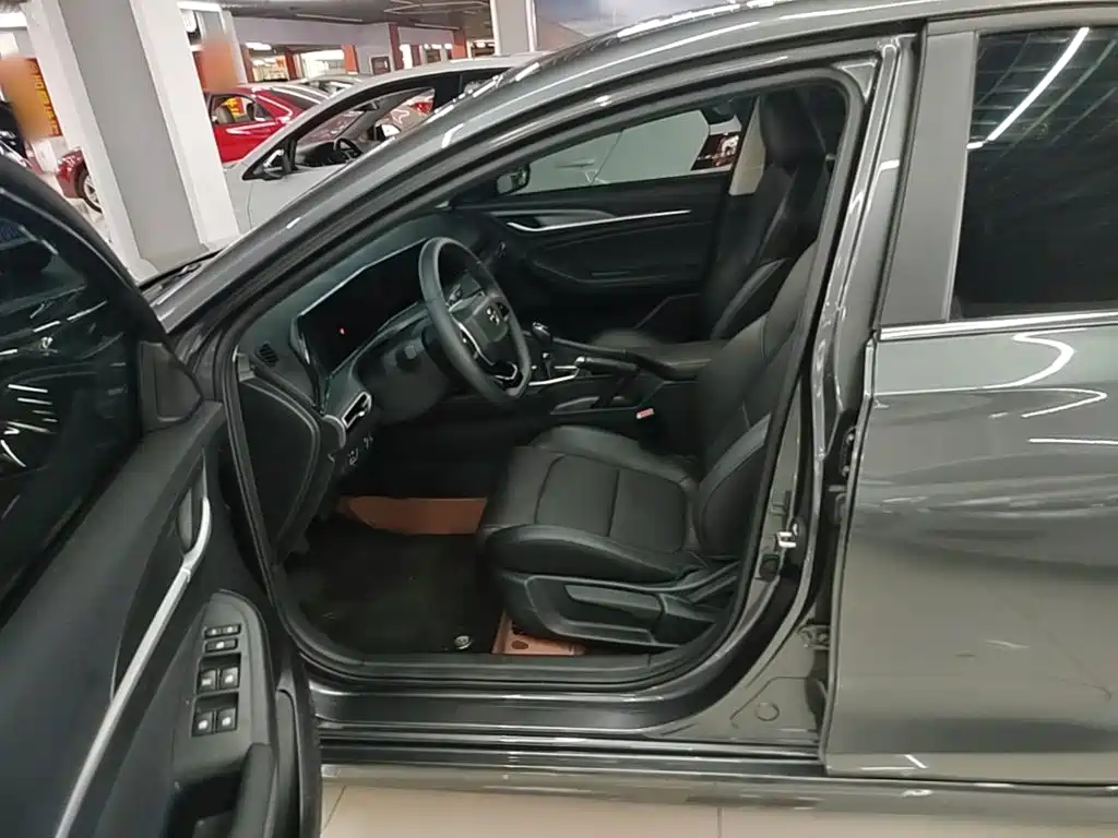 Photo 15 - Changan Eado