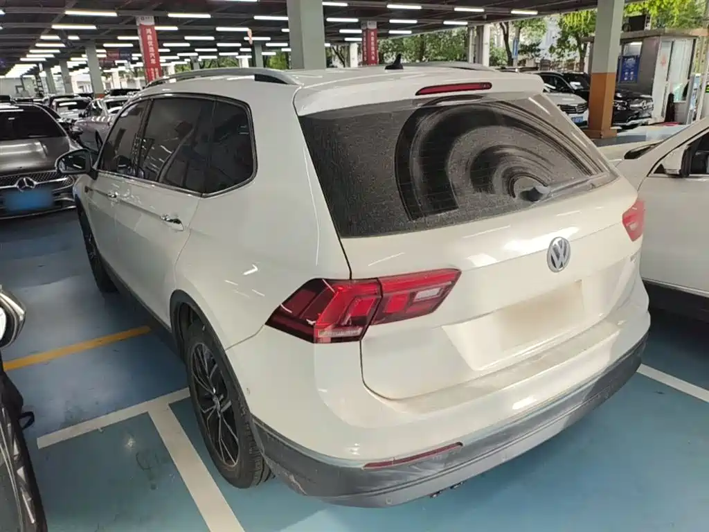 Volkswagen Tiguan L 2019 330TSI Auto 2WD Smart Luxury Edition China V фото 5