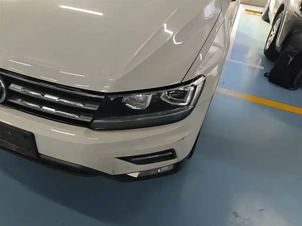 Volkswagen Tiguan L 2019 330TSI Auto 2WD Smart Luxury Edition China V фото 24