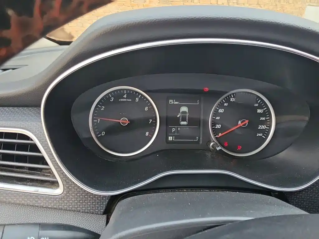 Фото 4 - Baojun 730