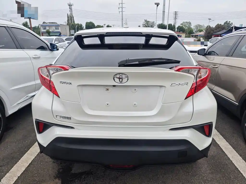 Toyota C-HR 2019 2020 Model 2.0L Leading