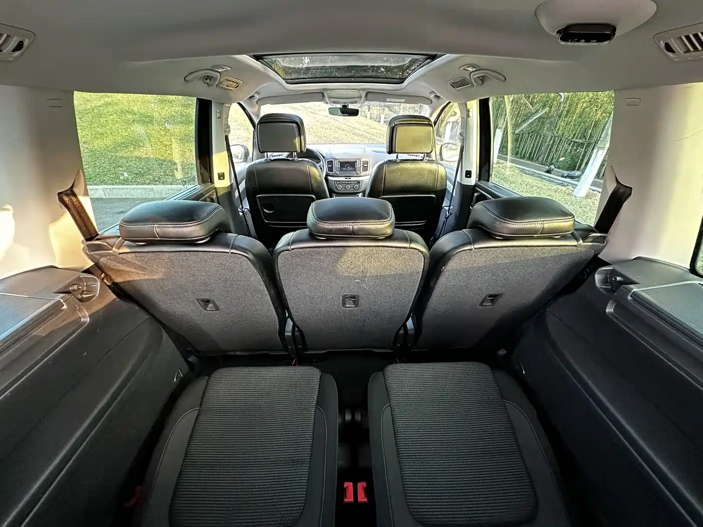 Volkswagen Sharan 2016 380TSI Comfort 7-seater фото 13