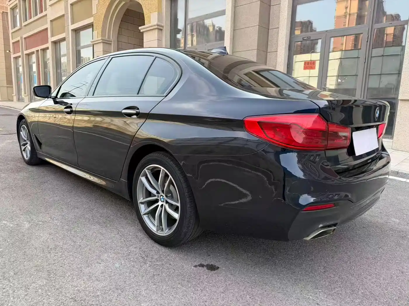 BMW 5 Series 2018 525Li M Sport Package фото 13