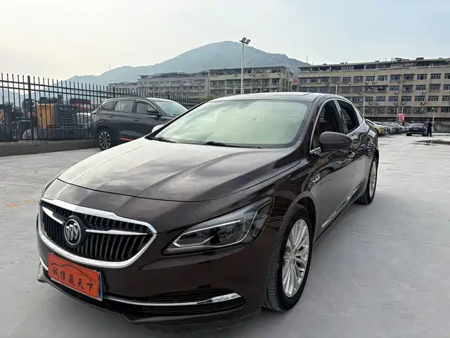 BUICK LACROSSE