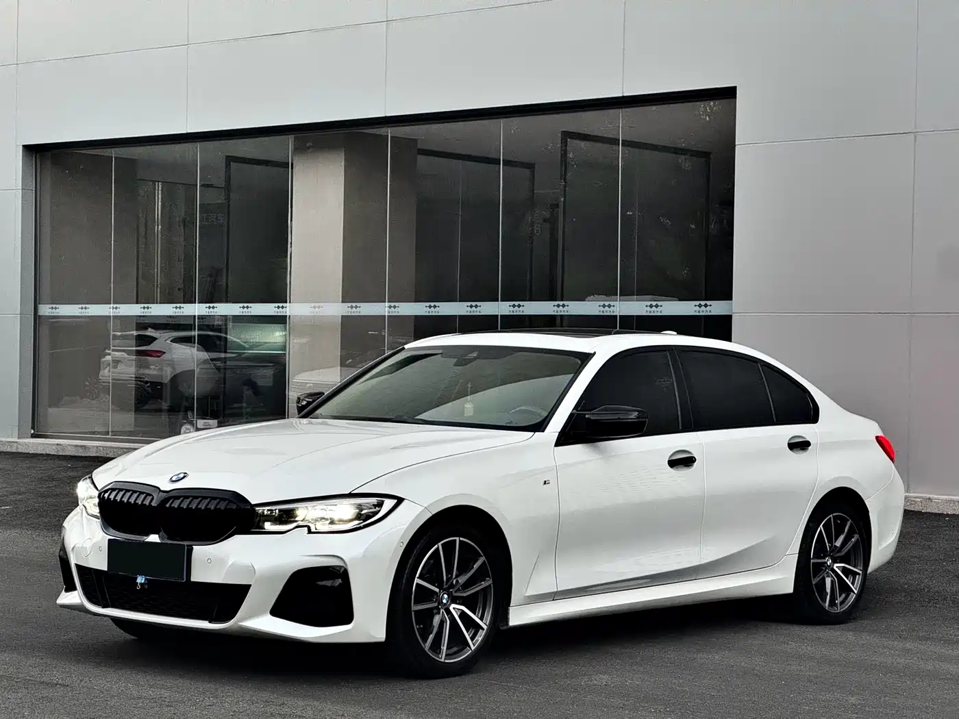 BMW 3 Series 2020 325Li M Sport Package фото 2