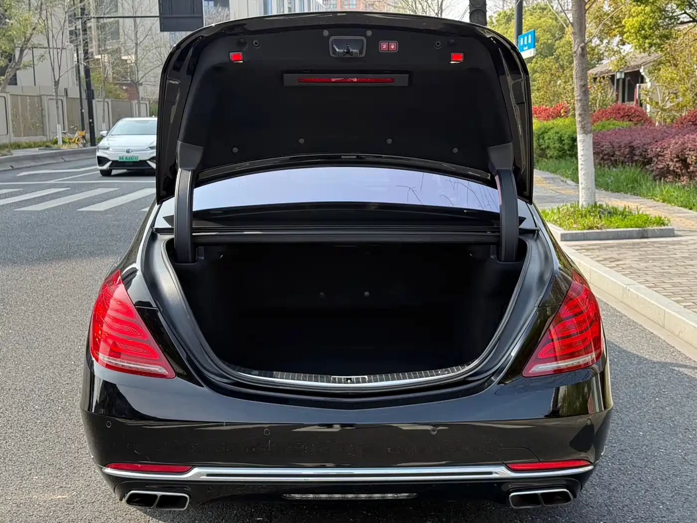 Mercedes-Benz Maybach S-Class 2015 S 500 4MATIC фото 10