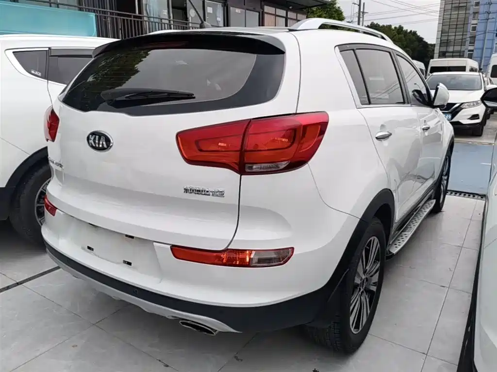 Kia Sportage 2015 2.0L Automatic 2WD GLS фото 7