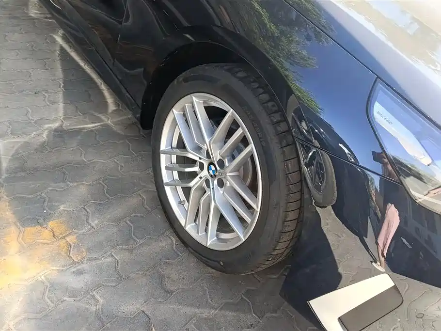 BMW 5 Series 2024 525Li M Sport Package фото 6