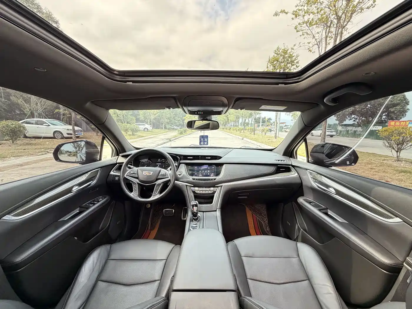 CADILLAC XT5