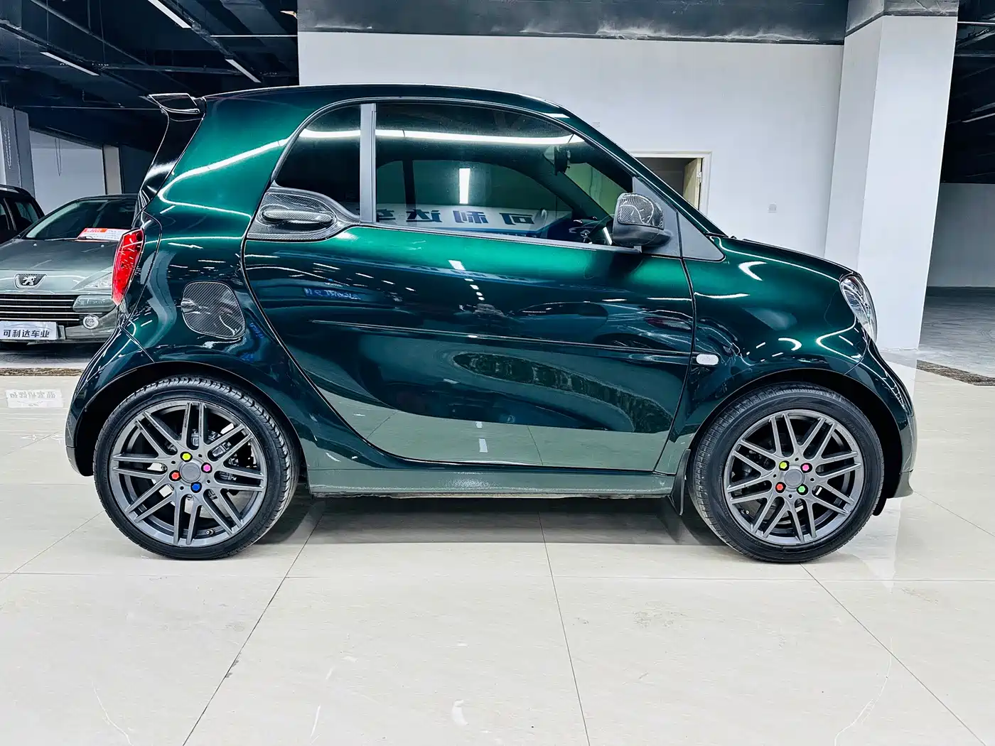 smart fortwo 2018 0.9T 66kW 20th Anniversary Special Edition China V фото 6