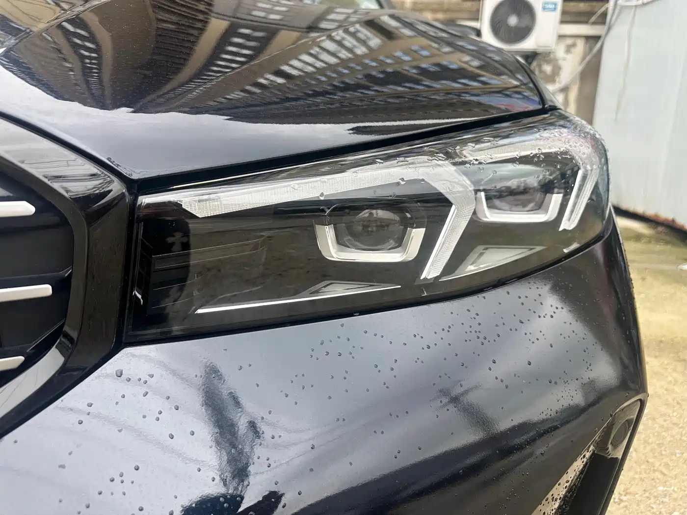 BMW 3 Series 2023 325Li M Sport Black Night Package фото 6