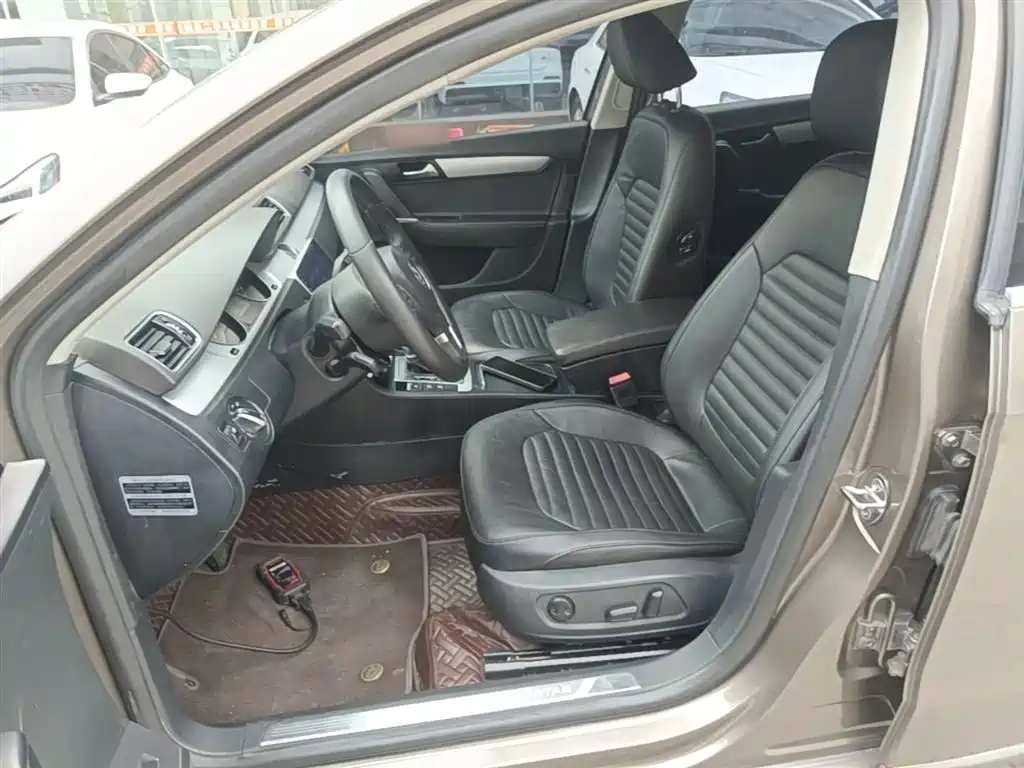 Volkswagen Magotan 2016 1.8TSI Smart Leading фото 15