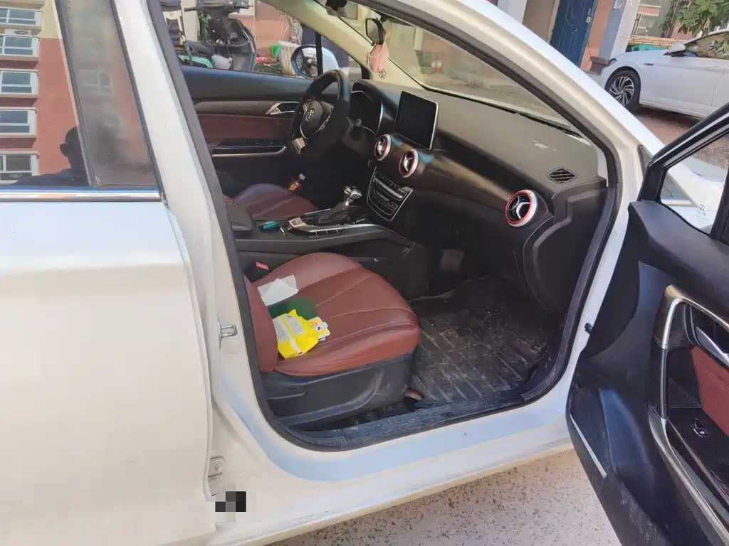 BAIC Senova D50 2019 2018 1.5L CVT Premium Smart Connect Edition