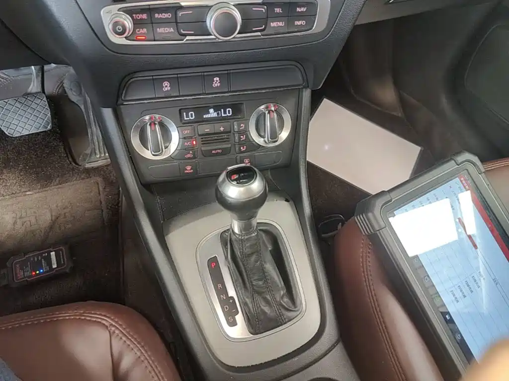 Фото 14 - Audi Q3