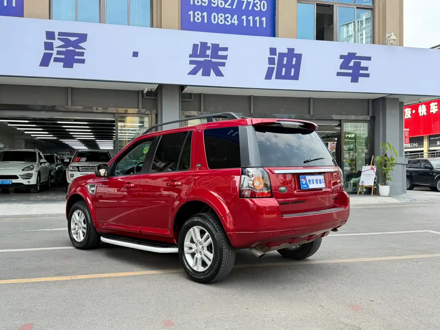 Land Rover Freelander 2 2014 2.2T SD4 SE Diesel Edition фото 12