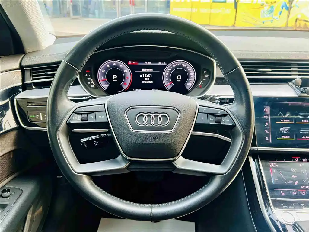 Audi A8 2019 A8L 50 TFSI quattro Comfort фото 12