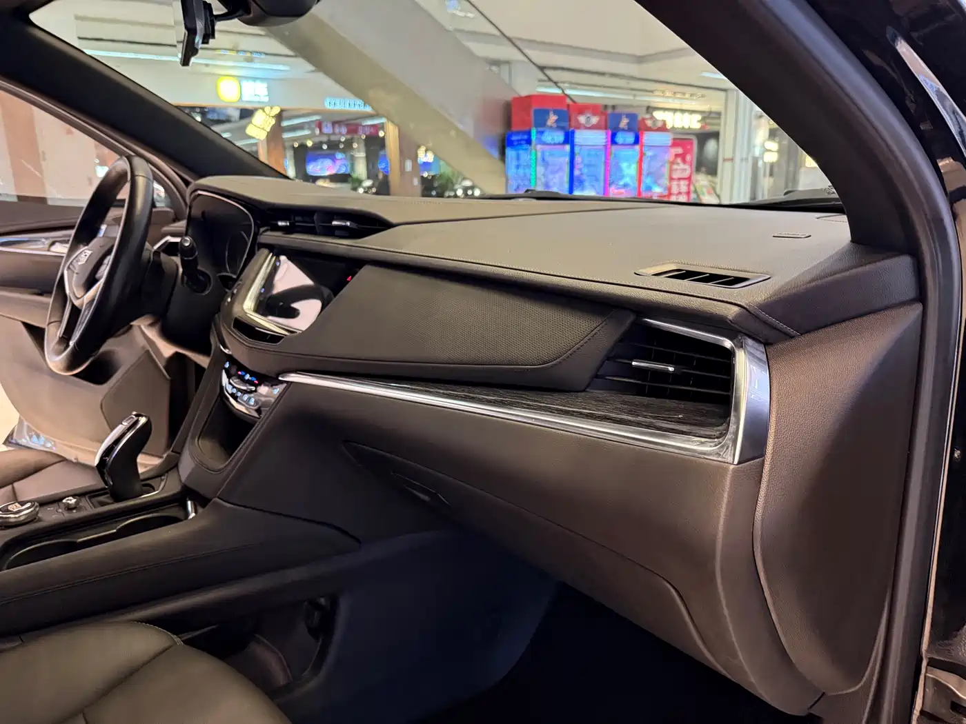CADILLAC XT5