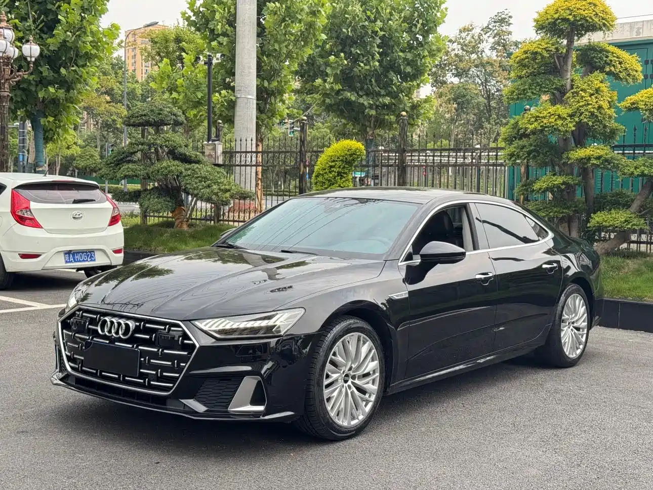 Audi A7L 2022 45 TFSI S-line Dream Builder Crystal Package