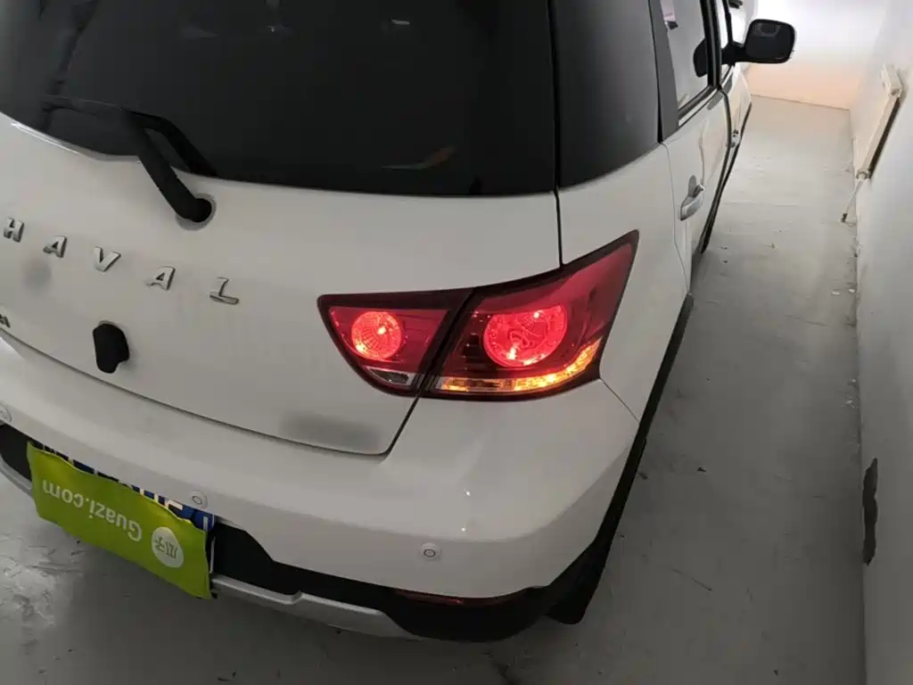 Haval H1 2018 2017 Red Label 1.5L AMT Luxury