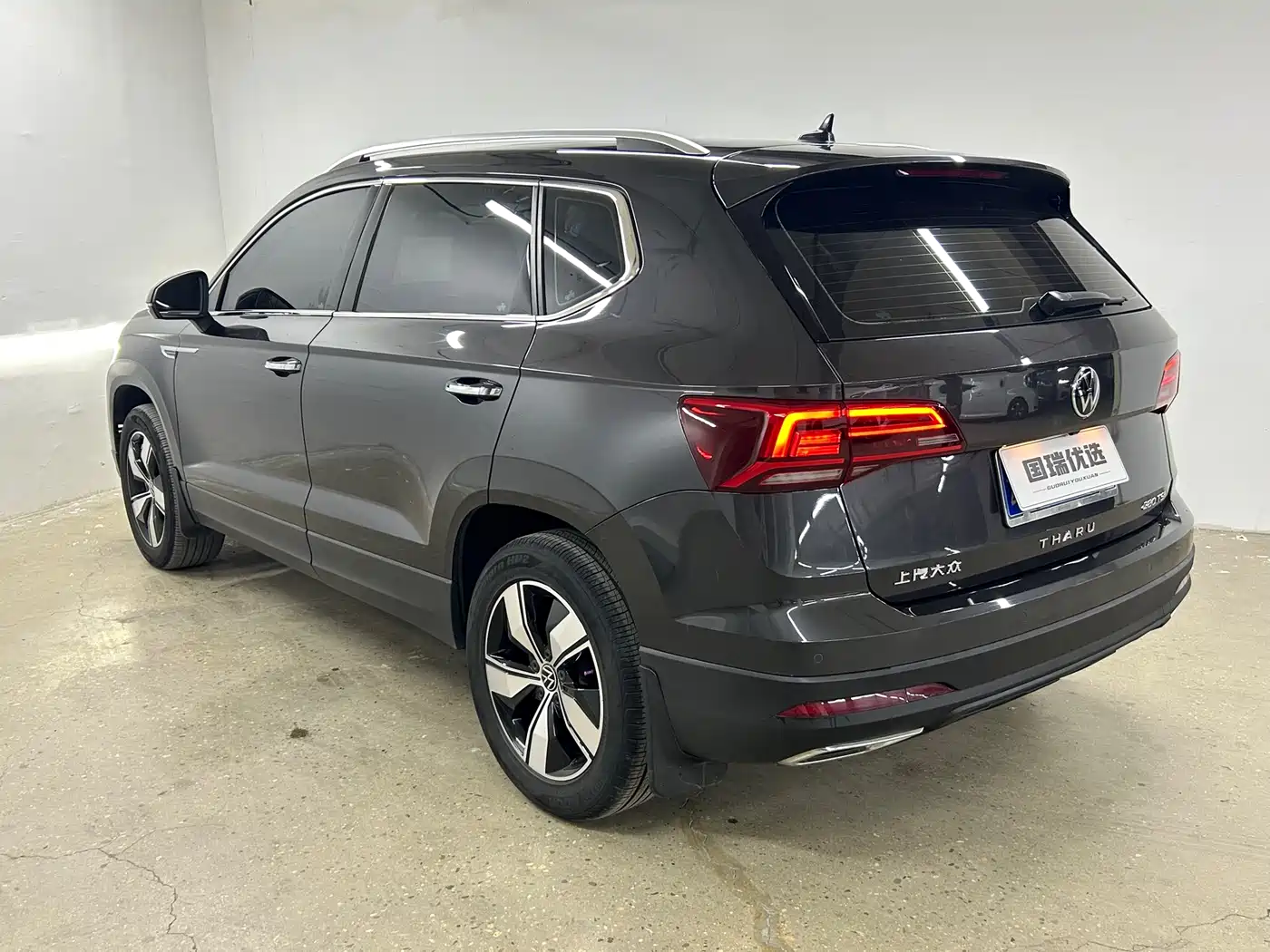 Volkswagen Tharu 2022 280TSI FWD Luxury Edition фото 6