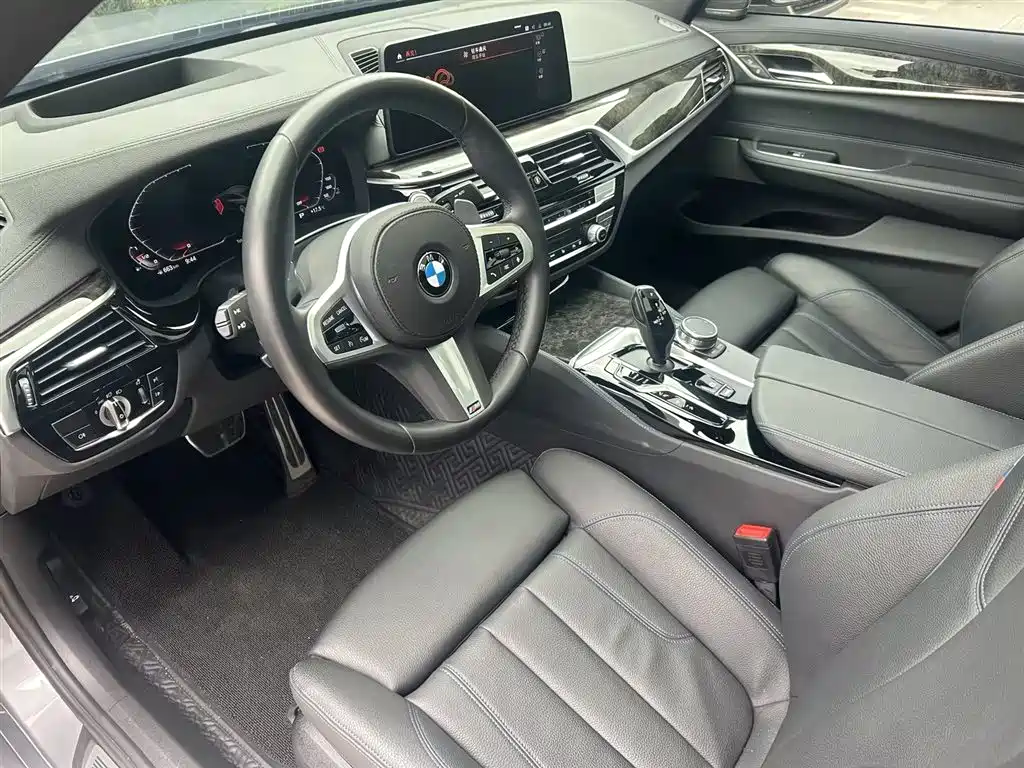 BMW 6 SERIES GT