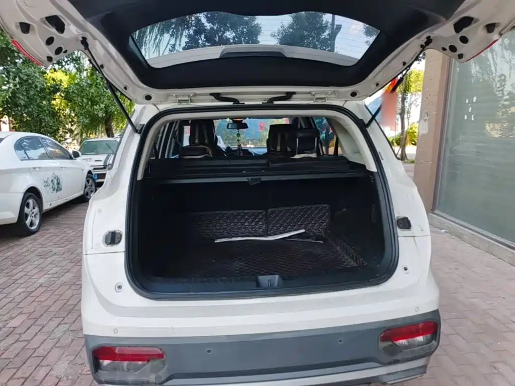 Baojun 530 2020 2021 Global Car Anniversary Edition 1.5T CVT Luxury 5-Seater