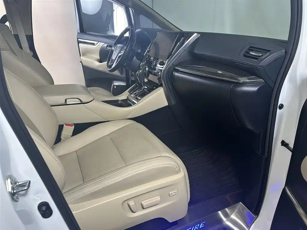 Toyota Vellfire 2023 Crown Hybrid 2.5L HV Premium фото 15