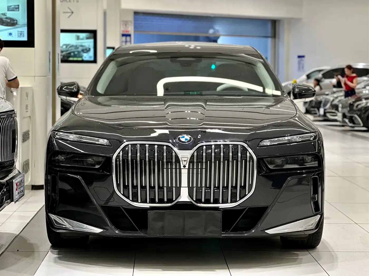 BMW 7 SERIES