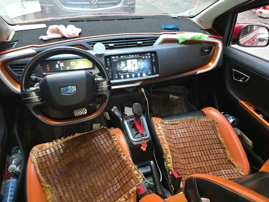 Geely Yuanjing X1 2017 2017 1.3L Auto Player Edition