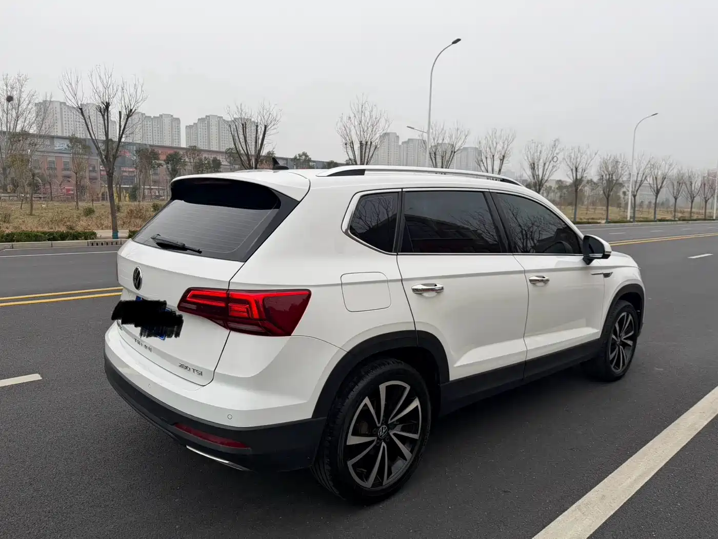 Volkswagen Tharu 2022 280TSI FWD Luxury Edition фото 5