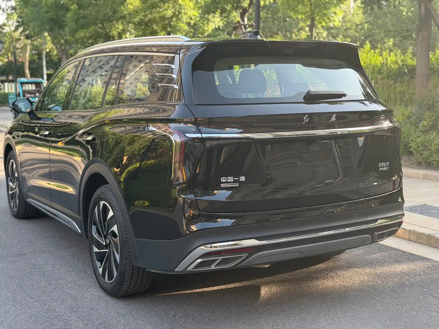 Hongqi HS7 PHEV 2024 2024 2.0T PHEV 4WD Flagship Edition 6-seater