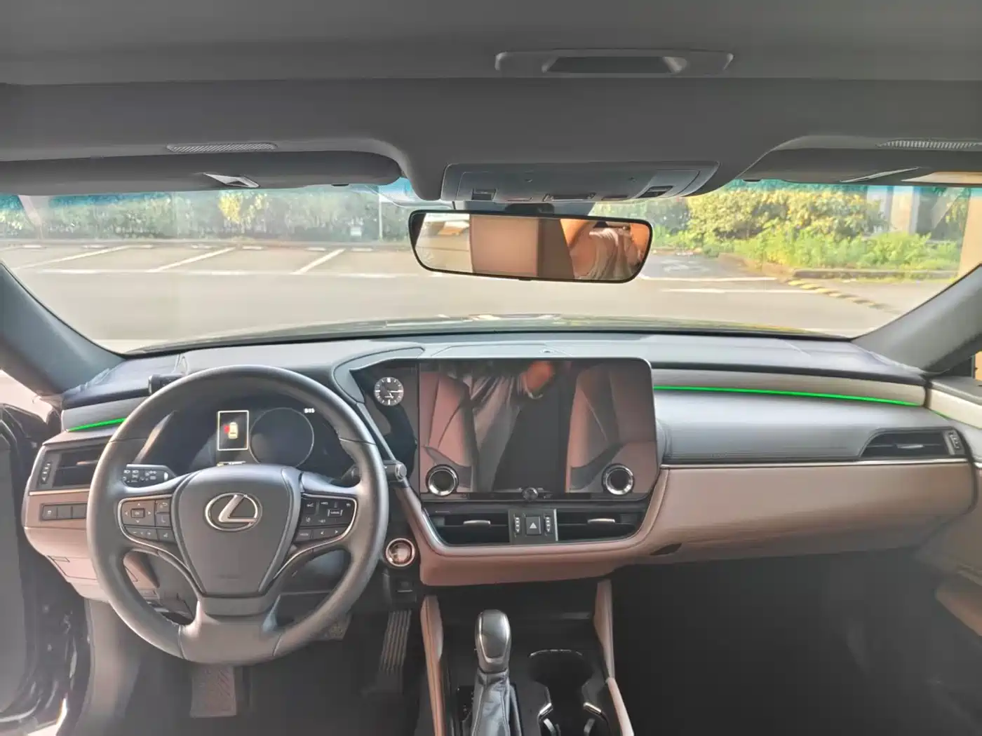 Lexus ES 2025 200 Ultimate Edition фото 6