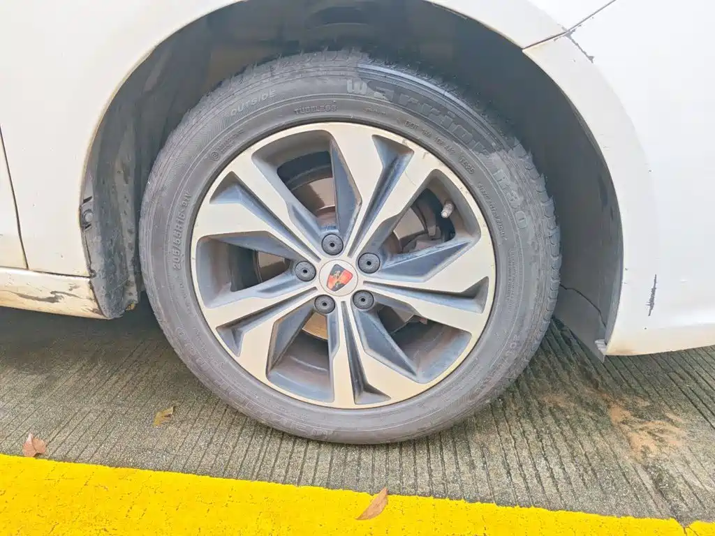 Roewe 360 2017 2017 1.5L Auto Luxury Edition