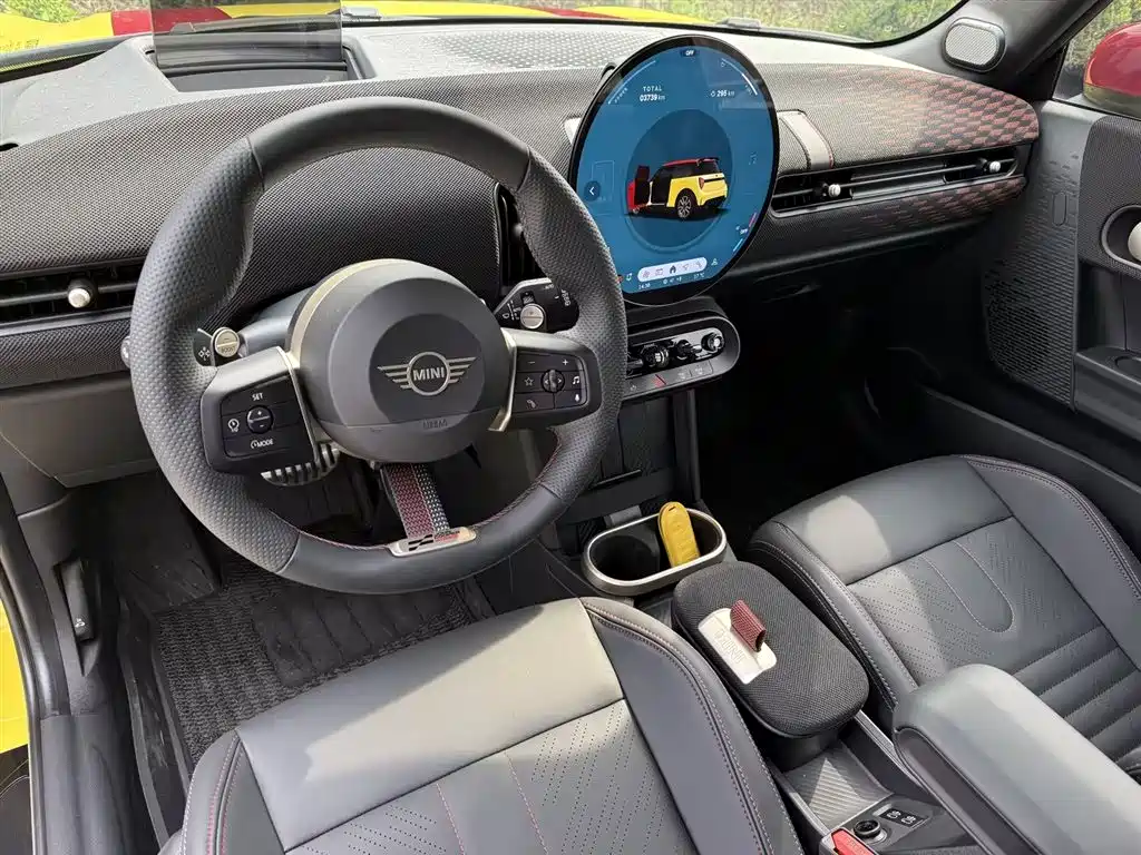 MINI JCW 2026 2025 JOHN COOPER WORKS