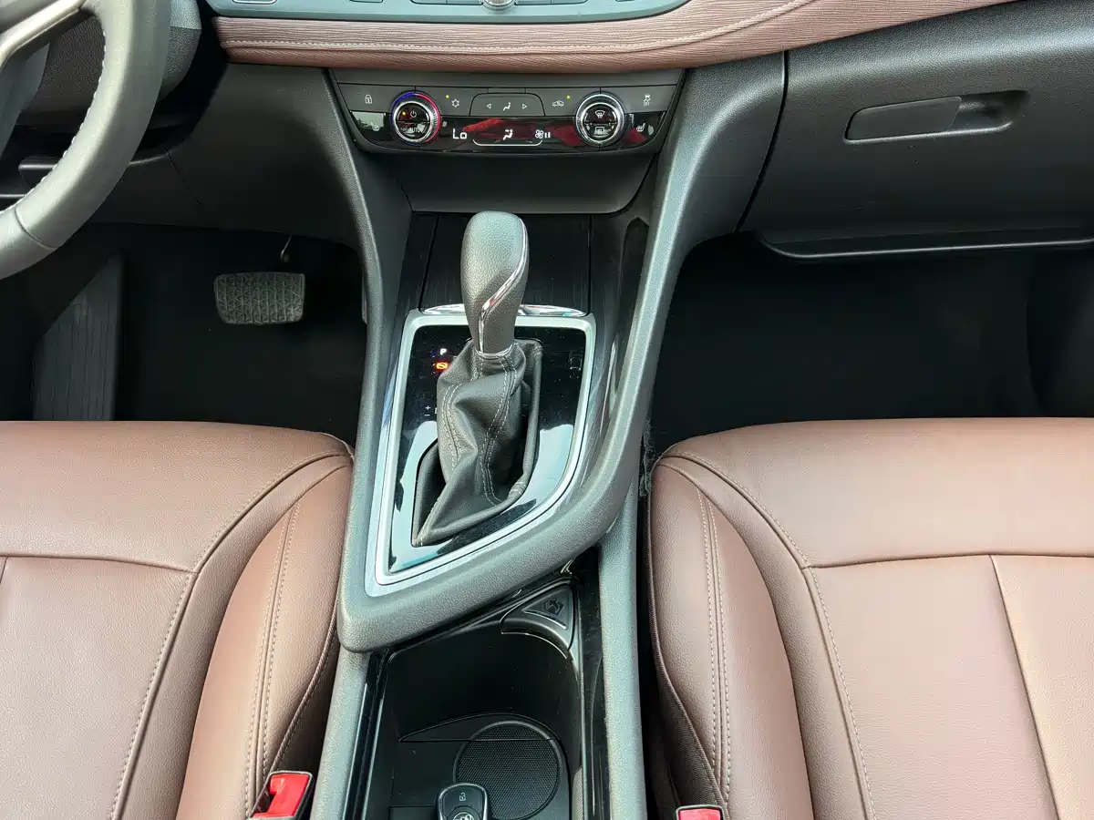 Buick GL6 2019 18T 6-seat Connected Luxury China VI фото 13