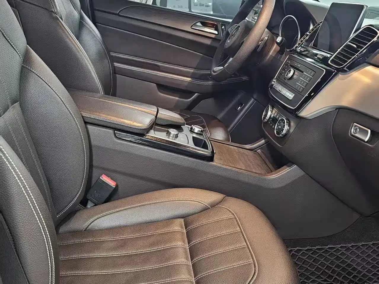 Mercedes-Benz GLE 2016 2015 GLE 320 4MATIC