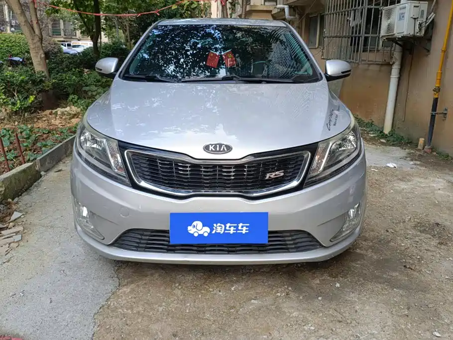 Kia K2 2012 2011 Sedan 1.4L MT TOP