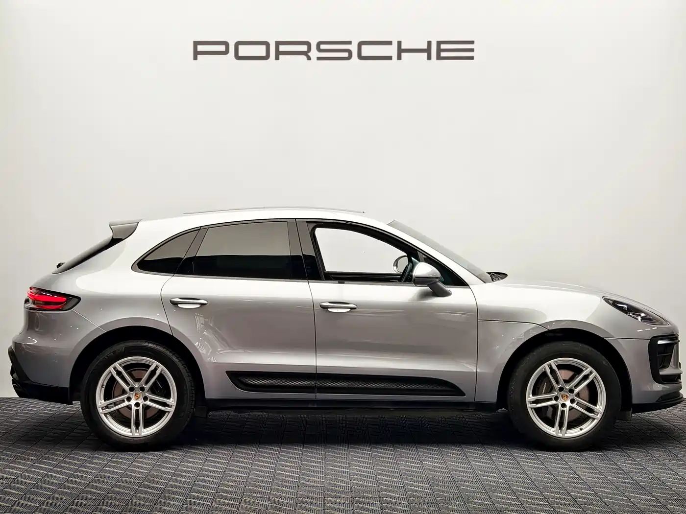 Porsche Macan 2022 Macan 2.0T фото 6