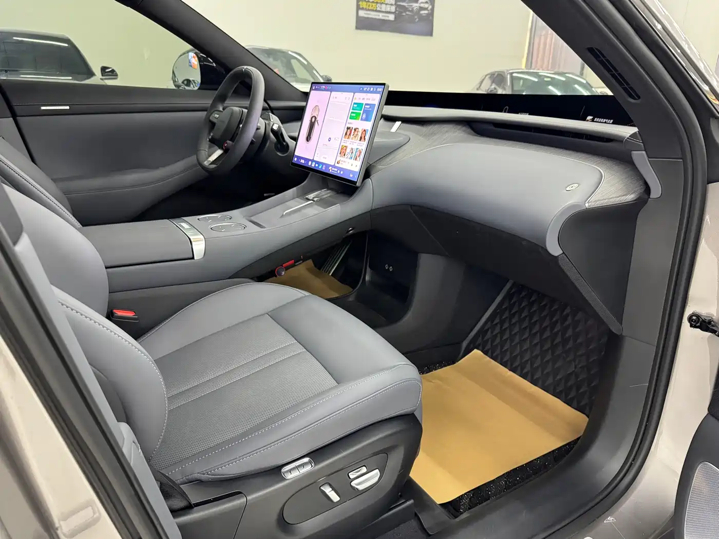 XIAOMI CAR XIAOMI YU7