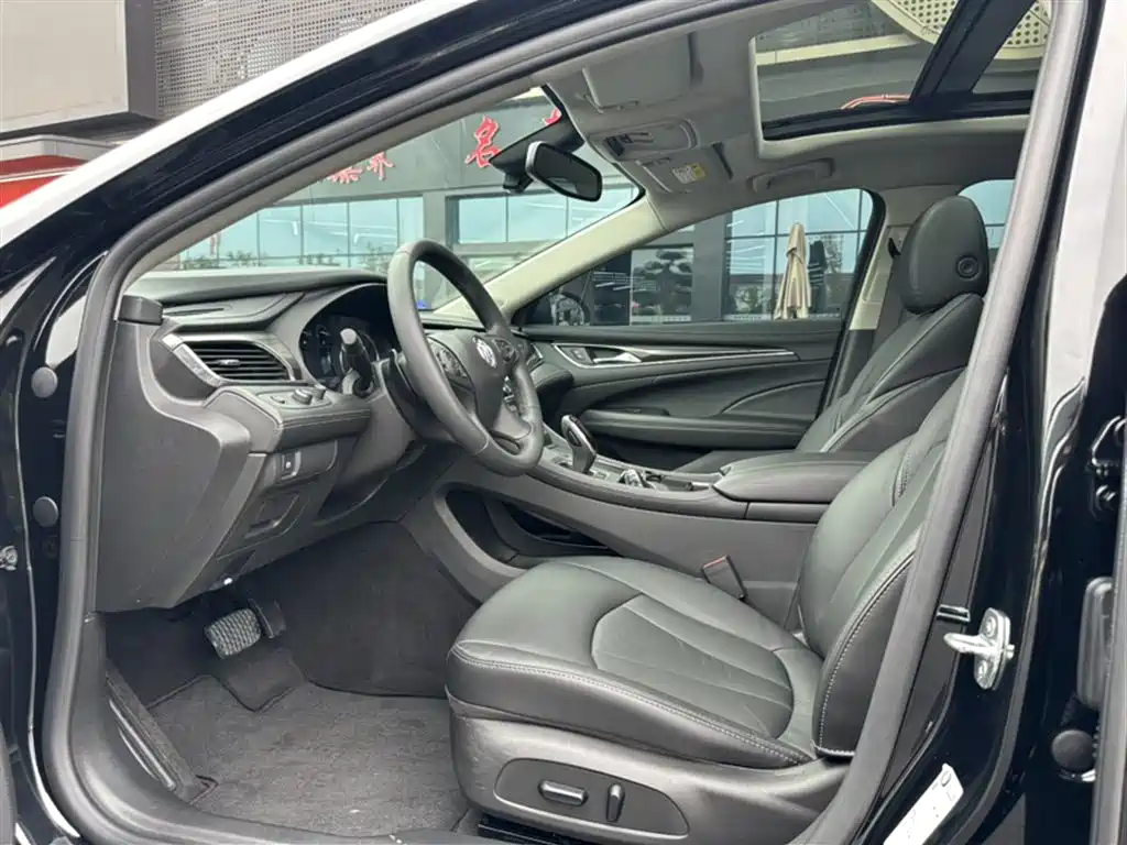 Buick LaCrosse 2022 652T Luxury фото 15